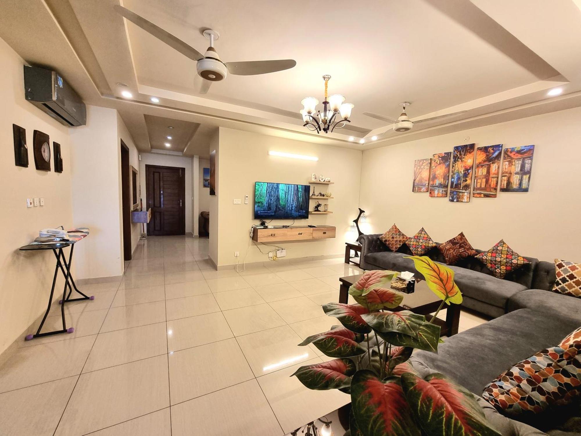 Executive 3 Bedrooms Apartment In Bahria Town Rawalpindi Esterno foto