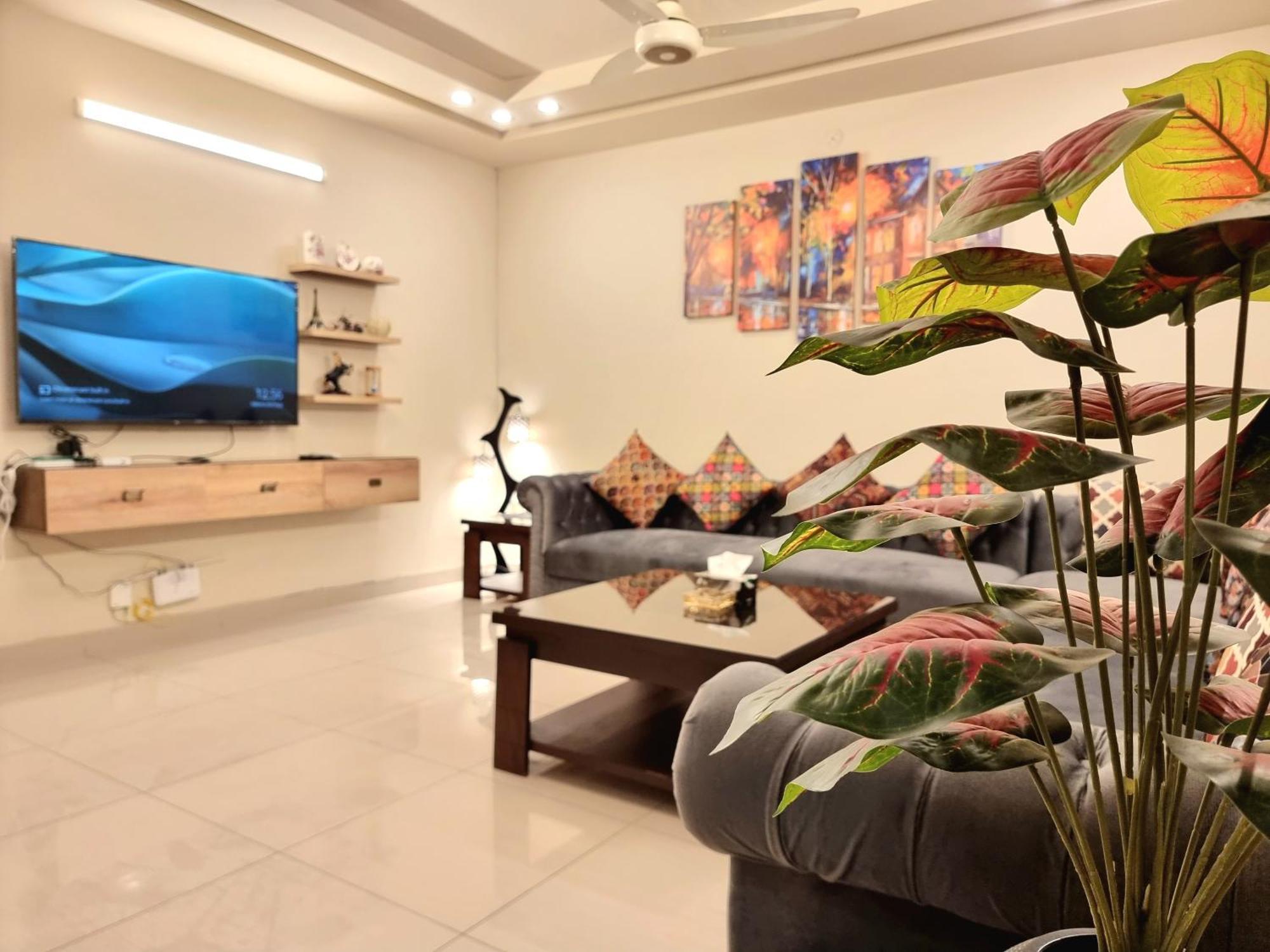 Executive 3 Bedrooms Apartment In Bahria Town Rawalpindi Esterno foto