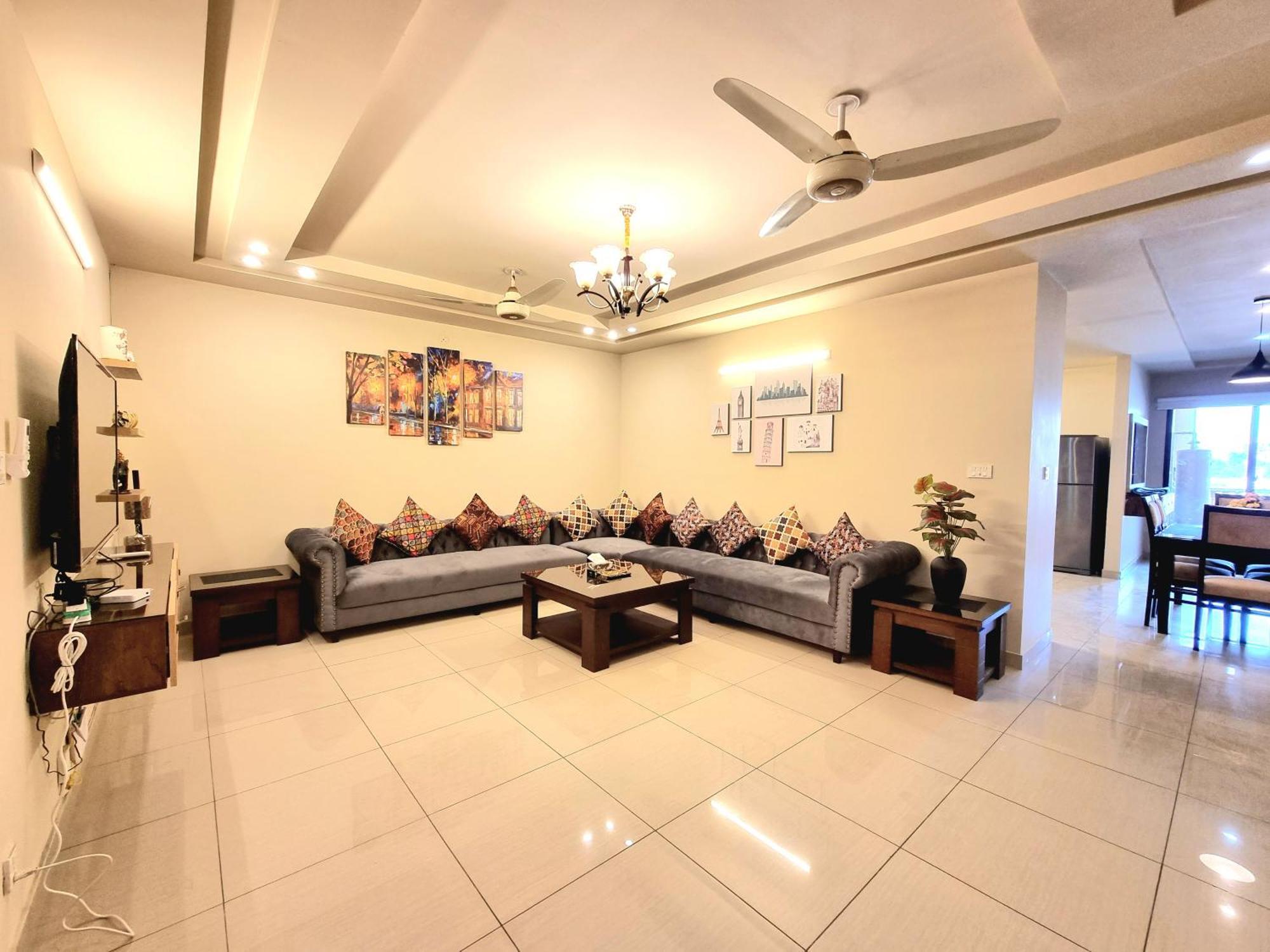 Executive 3 Bedrooms Apartment In Bahria Town Rawalpindi Esterno foto