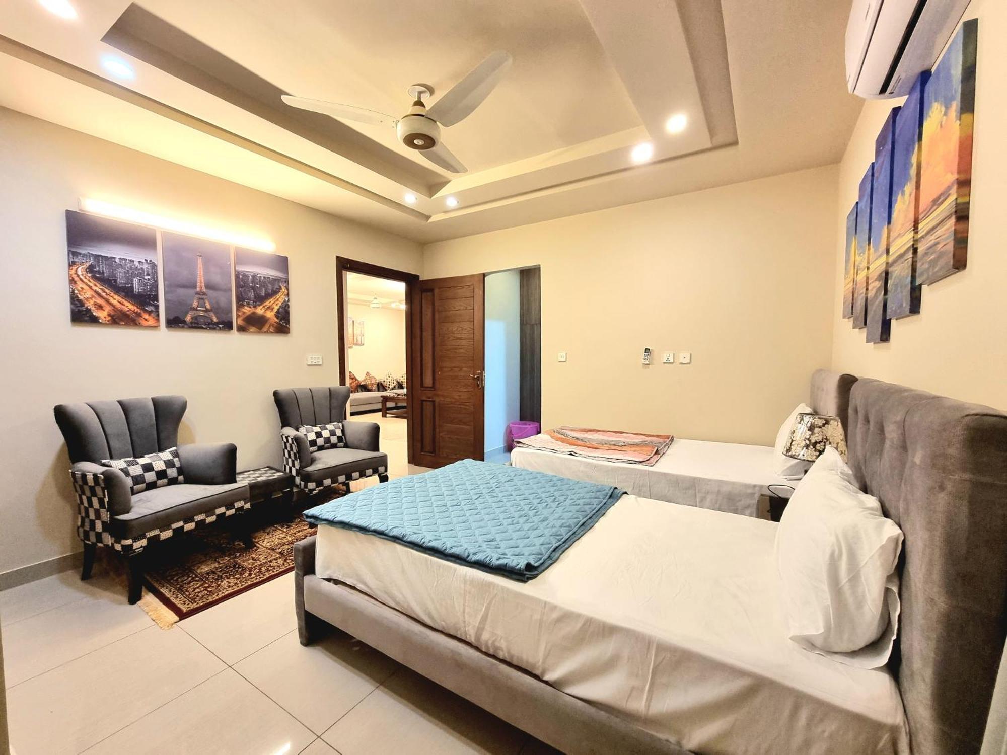 Executive 3 Bedrooms Apartment In Bahria Town Rawalpindi Esterno foto