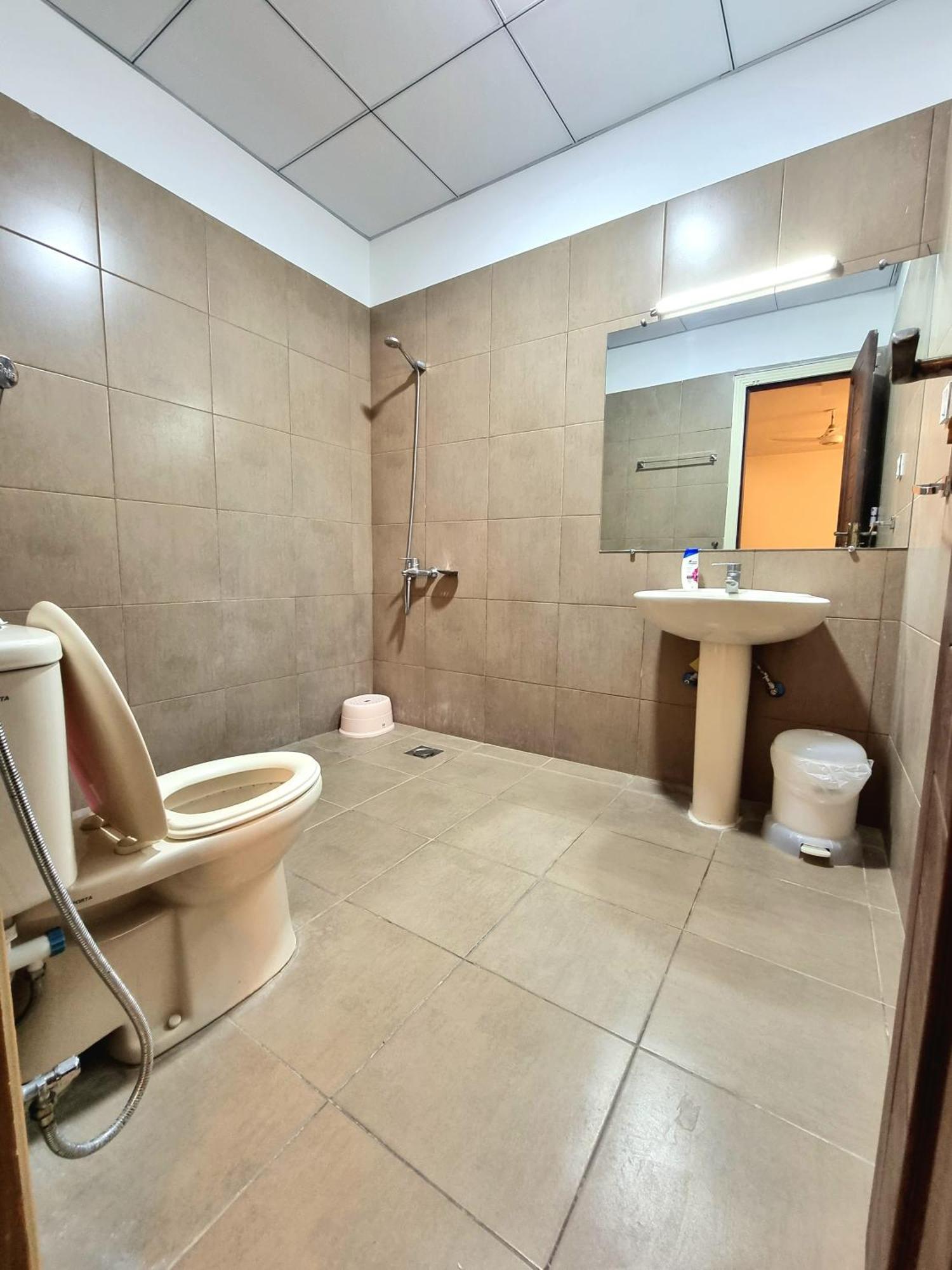 Executive 3 Bedrooms Apartment In Bahria Town Rawalpindi Esterno foto